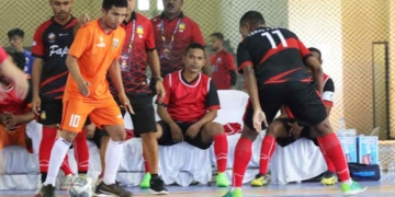 Sang Juara Bertahan Pulang Dengan Kepala Tegak