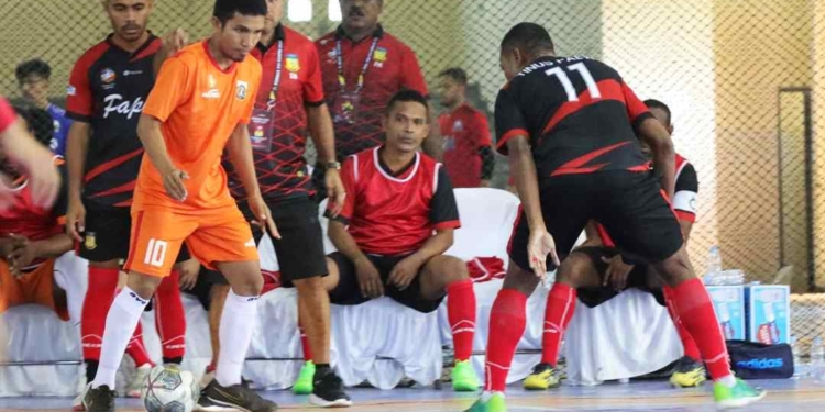 Sang Juara Bertahan Pulang Dengan Kepala Tegak