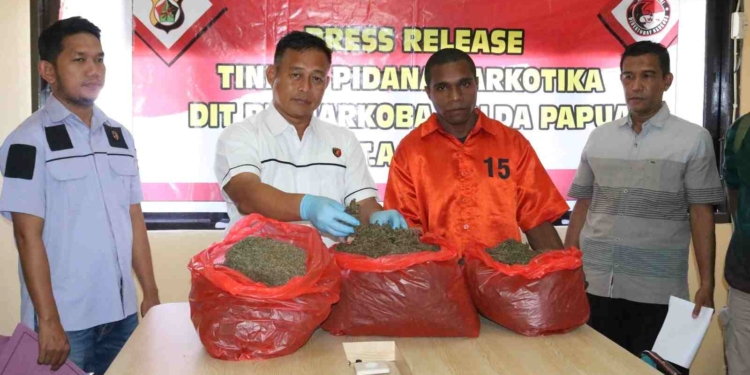 Polda Papua Berhasil Ungkap Dua Kasus Narkoba, 3 Orang Diamankan