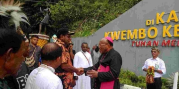 Kunjungi Keerom Uskup Jayapura Minta  Masyarakat Jaga Toleransi Umat Beragama