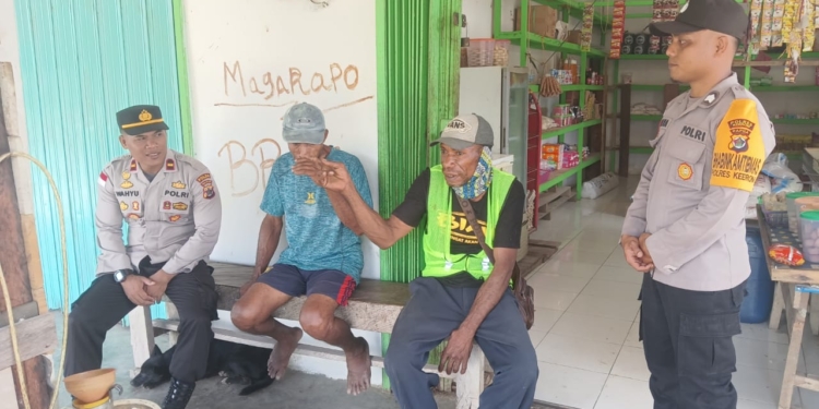 Ajak Masyarakat Jaga Keamanan dan Kondusifitas, Polsek Arso Timur Laksanakan Patroli dan Sambang