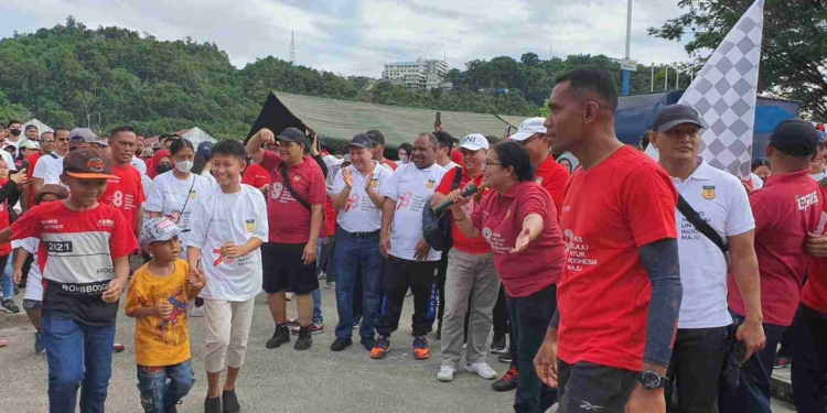 Ribuan Peserta Ramaikan Funk Walk Hut Kemerdekaan RI