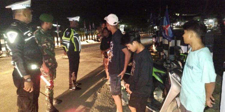 Polres Sarmi Gelar Patroli Gabungan Tiga Pilar untuk Meningkatkan Kamtibmas menjelang Pemilu 2024