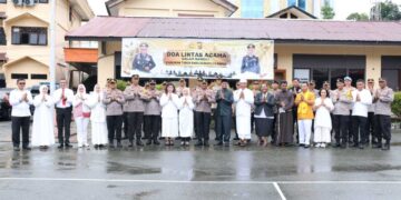 Kapolda Papua Pimpin Apel dan Doa Lintas Agama Syukuran Tahun Baru 2024