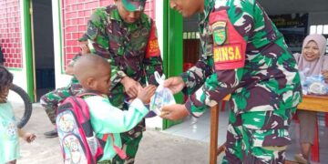 Cegah Stunting, Babinsa Koramil Tigi Beri Makanan Bergizi Untuk Balita Dan Bumil