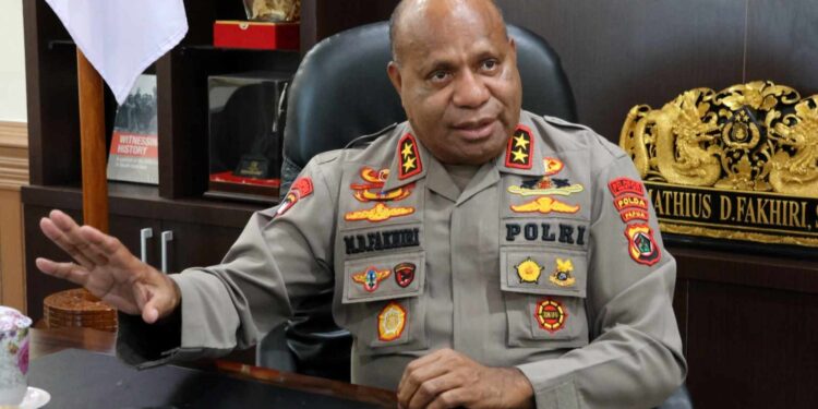 Bertemu Polisi New Zealand, Kapolda Papua : Ada Pihak Ketiga Dikasus Pilot Susi Air, Captain Philips Mertenz