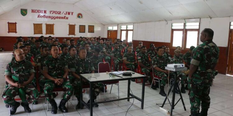 Dandim 1702/JWY Pimpin Apel Gelar Pasukan Dalam Rangka Kesiapan Pemilu 2024