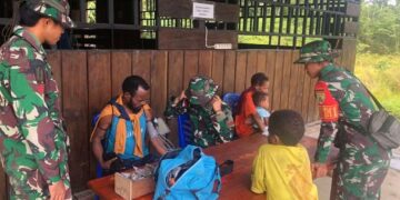 Pelayanan Kesehatan Keliling, Sarana Satgas Yonif 200/BN Dekat Dengan Masyarakat