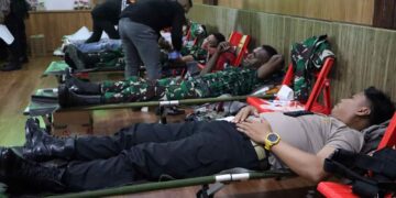 Polres Sarmi Peringati Hari Persit dengan Aksi Kemanusiaan