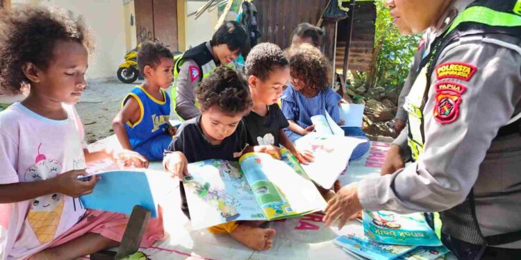 Tingkatkan Literasi Membaca, Sat Lantas Polresta Gelar Taman Bacaan Bagi Anak Usia Dini