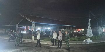 Rutin Melakukan Patroli Malam, Komitmen TNI Polri Jaga Kamtibmas Di Kabupaten Kepulauan Yapen