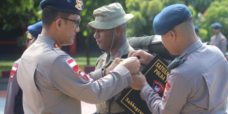 Upacara Pembukaan Pembinaan dan Pelatihan Kemampuan Dasar Brimob bagi Bintara dan Tamtama Remaja Satbrimob Polda Papua TH.2 2024