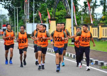 Satgas Humas Operasi Damai Cartenz 2024 Gelar Tes Kesemaptaan Jasmani dan Bela Diri Polri Semester ll