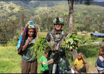 Ksatria Raja Pandhita Borong Hasil Bumi Mama Papua