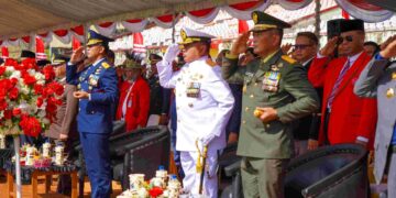 Pangdam XVII/Cenderawasih Menghadiri Upacara Hari Bhayangkara Ke-78 Di Stadion Mandala Jayapura