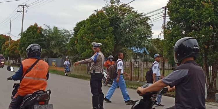 Polres Sarmi Intensifkan Pengaturan Lalu Lintas di Titik Rawan