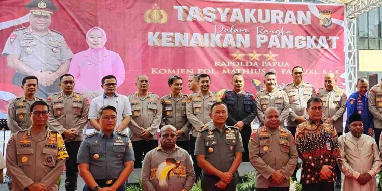 Hadiri Tasyakuran, Kapoksahli Pangdam XVII/ Cenderawasih Ucapkan Selamat Kepada Kapolda Papua