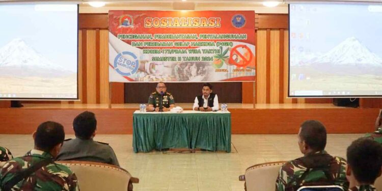 Sosialisasi P4GN Semester II 2024: Komitmen Prajurit Korem 172/PWY Menangkal Bahaya Narkoba
