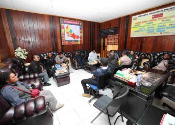 Ketua KPU Papua Tengah dan LO Polda Papua Tinjau Pelaksanaan Pilkada di Paniai