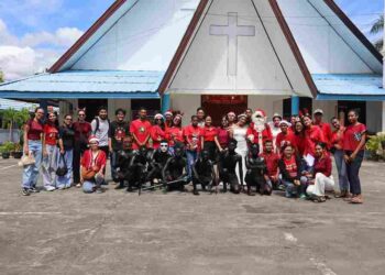 Menyongsong Hari Natal Pemuda GKI Bahtera Hayat Hamadi Gelar Santa Claus