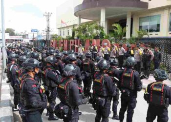 Pengamanan Pembukaan Sidang Pleno Perhitungan Suara Pilkada 2024 Provinsi Papua Pegunungan