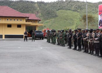 TNI-Polri di Kabupaten Puncak Jaya Gelar Patroli Dialogis