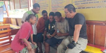 Wakaops Damai Cartenz-2025 Berbagi Keceriaan dengan Anak-Anak Yalimo