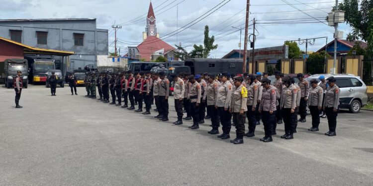 Polres Mimika Terjunkan 149 Personel untuk Pengamanan Sholat Tarawih di Bulan Suci Ramadhan 1446 H