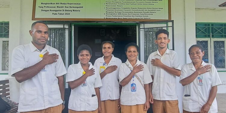 Di Balik Seragam Putih, Ada Jiwa Pejuang! Kisah Inspiratif Organisasi Mahasiswa Keperawatan Mimika!