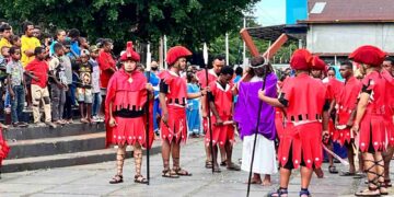 Peringatan Jumat Agung di Nabire Berlangsung Khidmat