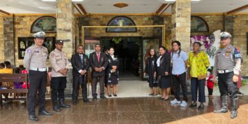 1.204 Personil Polda Papua Barat dan Polda PBD Amankan Ibadah Perayaan Jumat Agung dan Paskah 2025