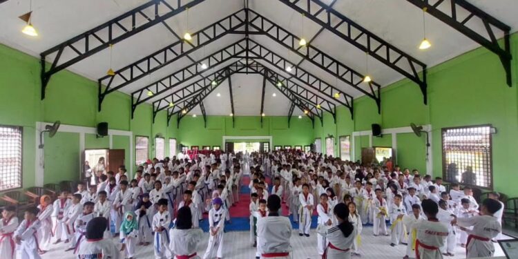 Kontingen Taekwondo Mimika Siap Berlaga di Kejurnas Papua Open : Nadya Sazkia Putri Riyadi Jadi Andalan di Kelas Poomsae