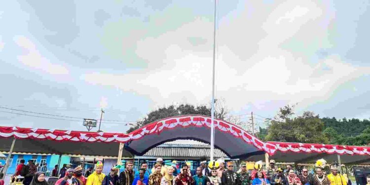 Peringati Hardiknas 2025, Wakil Bupati Nabire : Pendidikan adalah Proses Membangun Kepribadian Akhlak, dan peradaban bangsa