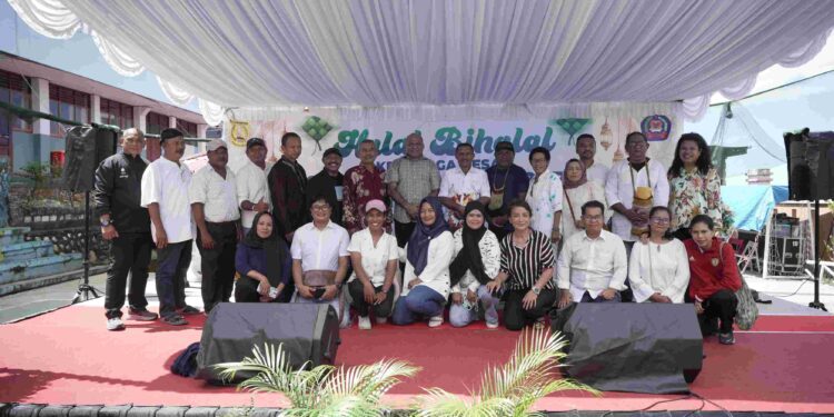 Gelar Halal Bi Halal, SMA 2 Jayapura Pererat Hubungan Silaturahmi Dengan Guru dan Alumni