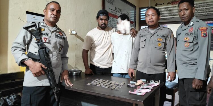 Polsek Arso Berhasil Meringkus seorang Pria Karena Mengedarkan Ganja.