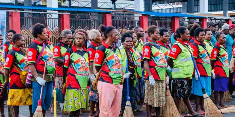 Peringati Hari Lingkungan Hidup 2025, Papua Tengah Gaungkan Aksi Hentikan Polusi Plastik