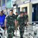 Komandan Pasmar 3 Sambut Kedatangan Pangkogabwilhan III di Bandar Udara DEO Sorong