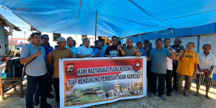 Polresta Sosialisasikan Bahaya dan Penegakan Hukum Terhadap Narkotika di Kampung Pulau Kosong