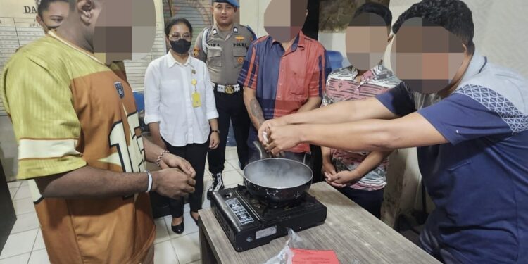 Polresta Musnahkan 4,38 Gram Sabu, Milik Empat Tersangka