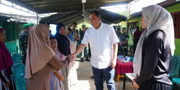 Pangdam XVII/Cenderawasih Sambangi Keluarga Alm Serka Seger Mulyana