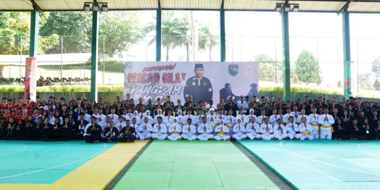 323 Atlet Ramaikan Kejuaraan Pencak Silat Piala Pangdam XVII/Cenderawasih