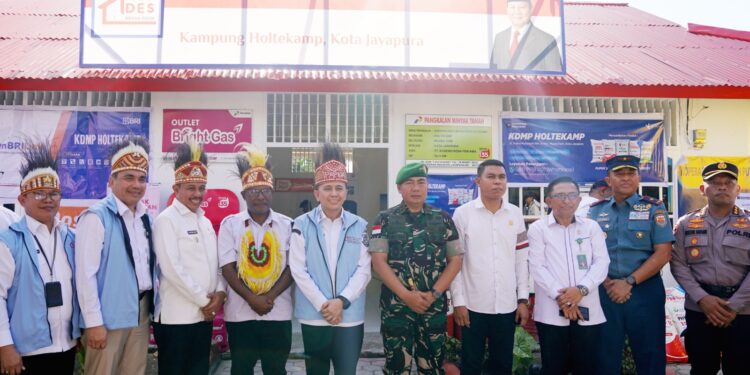 Pangdam XVII/Cenderawasih Hadiri Peluncuran Koperasi Desa Merah Putih di Jayapura