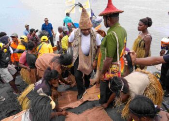 Kepala Suku 7 Kampung Baudi Berikan Dukungan Penuh Bagi Pasangan Mari-Yo