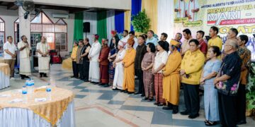 Matius Fakhiri Minta Masyarakat Terus Merajut Kasih Dalam Keberagaman di Papua