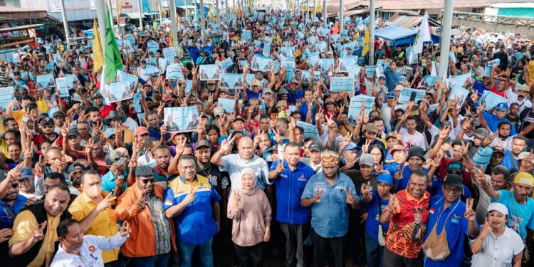 Ribuan Masyarakat Padati Kampanye dan Tatap Muka Terbatas MDF di Yapen