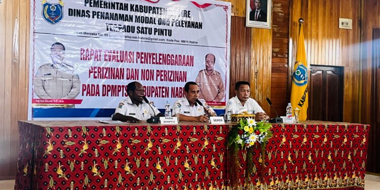 Rapat Evaluasi Tik Teknis Perijinan dengan OPD Sektor Perijinan