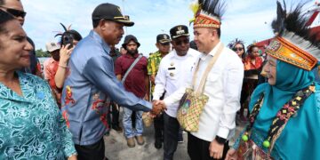 Pj Gubernur Agus Fatoni Ajak Warga Kepulauan Yapen Jaga Iklim Kondusif dan Sukseskan PSU Mendatang