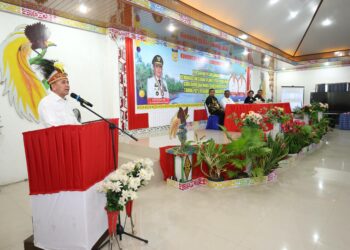 Pj Gubernur Papua Agus Fatoni Ajak Masyarakat Waropen Jaga Keamanan dan Sukseskan PSU 6 Agustus