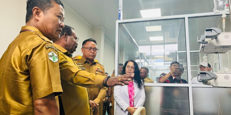 RSUD Nabire Resmikan SIM-RS dan Ruang PICU, Bupati: Pelayanan Harus Terpantau dan Transparan