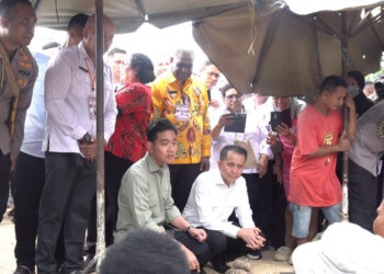 Disambut Antusias Pedagang, Wapres dan Pj Gubernur Papua Agus Fatoni Kunjungi Pasar Induk Yotefa